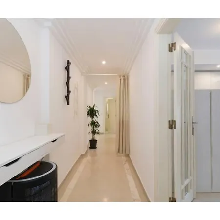 Houze_flat Near The With Terrace דירה